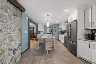 Exceptional value for this legal 2-unit compound on 7.84 private - photo 9