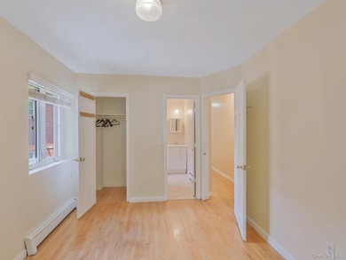 3 Family building for sale in prime Jamaica Estates with 2 - photo 20