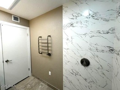 This fully remodeled Sun City Doll House is available for rent! - photo 25