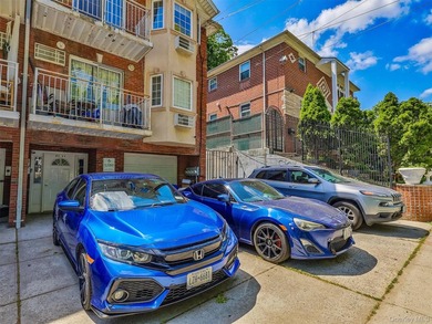 3 Family building for sale in prime Jamaica Estates with 2 - photo 26