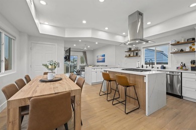 Beautifully renovated 3bed/3bath townhome located steps from the - photo 4