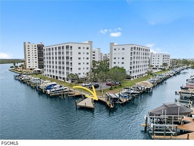 DEEP-WATER DOCK + HUGE DECK AREA #60 AT CASA MARINA - PRIME - photo 1