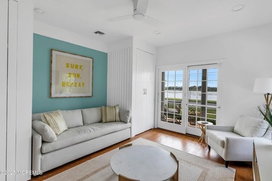 Premiere location - 3 blocks to the beach. Stunning 4 bedroom, 3 - photo 21