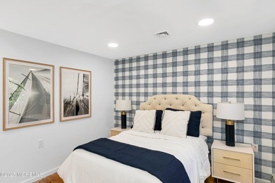 Premiere location - 3 blocks to the beach. Stunning 4 bedroom, 3 - photo 27