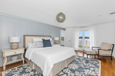 Premiere location - 3 blocks to the beach. Stunning 4 bedroom, 3 - photo 32