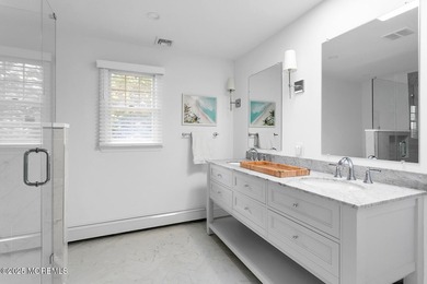 Premiere location - 3 blocks to the beach. Stunning 4 bedroom, 3 - photo 36