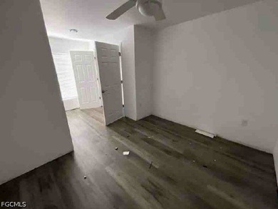 AUCTION. Affordable waterfront townhome offers 3 beds, 2.5 baths - photo 7