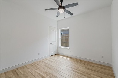 Now available as a pre-completion opportunity, this 3-bedroom - photo 17
