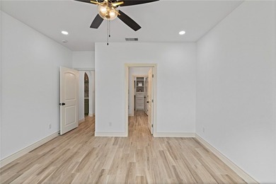 Now available as a pre-completion opportunity, this 3-bedroom - photo 24