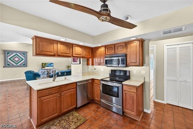 Are you looking for aviation based lifestyle? This move-in ready - photo 10