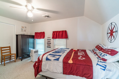 Cozy Lake Home - photo 11