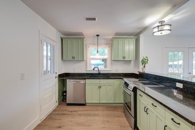 Welcome to 843 Trent Street, a beautifully renovated Charleston - photo 4
