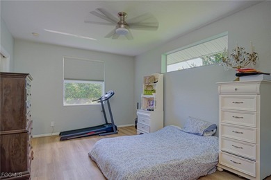 Check out this 2-bedroom, 2-bathroom condo in a Key West style - photo 9