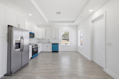 Brand-New Construction TRIPLEX located in the Oakland Hills - photo 12