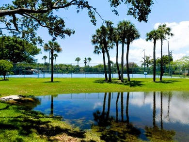 First Floor 2/2 Hanson's Landing Condo in beautiful Stuart - photo 4