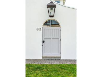 This home inspired by the Dutch West Indies is one of the most - photo 8