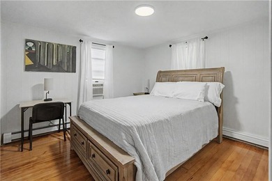 Welcome to your Narragansett coastal retreat! This charming - photo 8