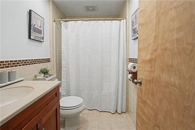 Welcome to your Narragansett coastal retreat! This charming - photo 9