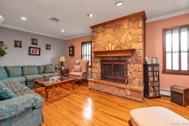 Lovely Expanded & Renovated Detached Home on a Corner Property - photo 2