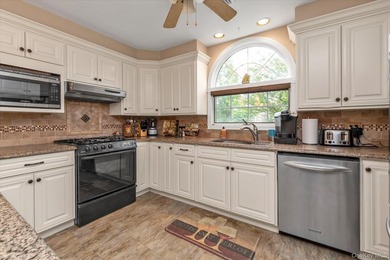 Lovely Expanded & Renovated Detached Home on a Corner Property - photo 5