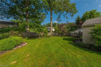 Love where you live! Nestled on a picturesque street in Bay - photo 10
