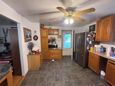 Nestled on a generously sized lot in a quiet area of Johnson Lake - photo 4