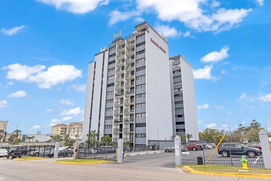 Welcome to Holiday Tower, where coastal convenience and a - photo 1