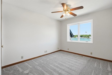 Lakefront Living at Its Finest on Hamilton Lake! Enjoy 60 feet - photo 26