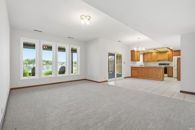 Lakefront Living at Its Finest on Hamilton Lake! Enjoy 60 feet - photo 28