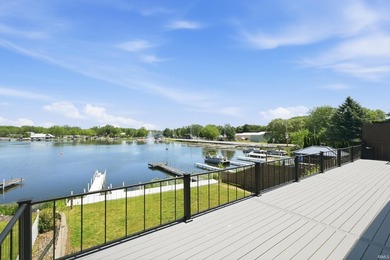 Lakefront Living at Its Finest on Hamilton Lake! Enjoy 60 feet - photo 40