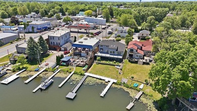 Lakefront Living at Its Finest on Hamilton Lake! Enjoy 60 feet - photo 45