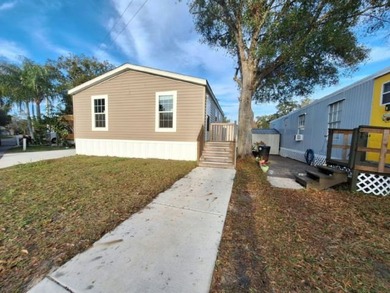 Avalon Lakes Area Home Active Under Contract in Orlando Florida