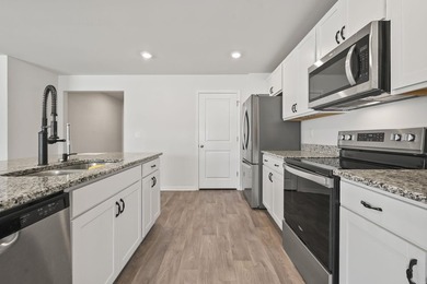 Welcome to 187 Seasons Trace Loop, a charming home located in - photo 8