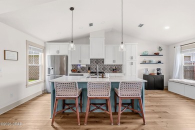 Back on the market! No fault of the sellers. Welcome to the - photo 12