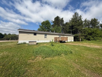 Prime Commercial Opportunity at the Gateway to the Northwoods! - photo 9