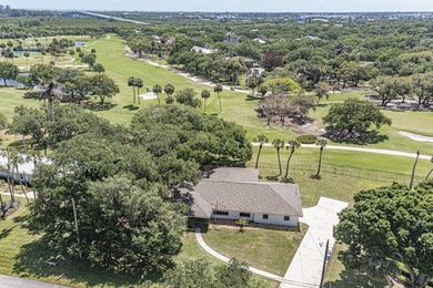 WOW!!! Panoramic View of VBCC Golf course! Set on the 2nd hole - photo 2