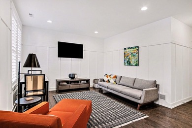 Beautiful, elevated townhouse-style condo in the heart of East - photo 3