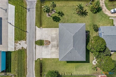 Spacious Coastal Retreat in Port O'Connor, TX! Discover the - photo 5