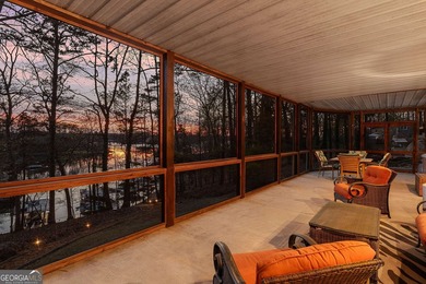 This exceptional lakefront retreat offers the perfect blend of - photo 10