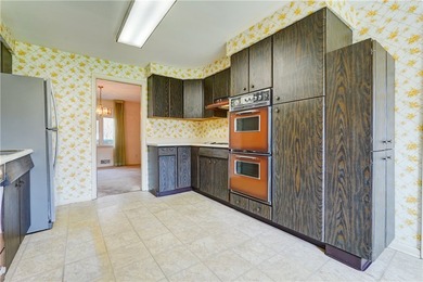 Opportunity knocks in the heart of Brighton! Well designed - photo 11