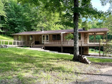 Lake Home For Sale in New Tazewell, Tennessee