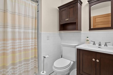 Completely rebuilt (2016) 3 bedroom, 2 bath home in Ocean Grove - photo 25