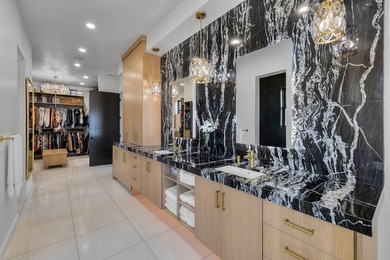 Mountain modern majesty! Experience luxury, class, and the - photo 29