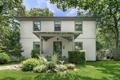 Secluded Retreat Between the Villages Set on .92 acres abutting - photo 2