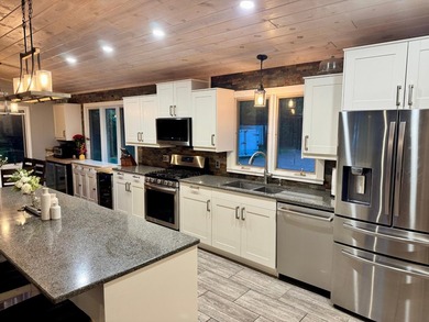 Exceptional Northwoods retreat offering privacy, space, and - photo 7