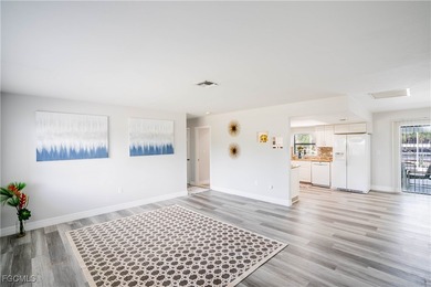 Cape Coral Lakes Area Home For Sale in Cape Coral Florida