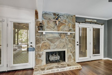INCREDIBLE PRICE REDUCTION on this Lake Murray condo in Yacht - photo 11