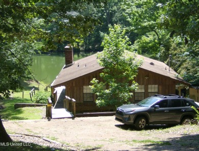Lake Home For Sale in Hernando, Mississippi
