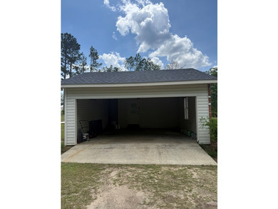 43 Victory Drive offers a 3-bed, 2-bath home, built in 1993 - photo 3