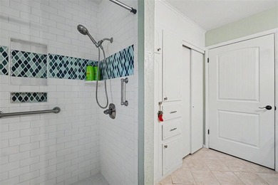 Absolutely beautiful, totally updated home in a prime location! - photo 34